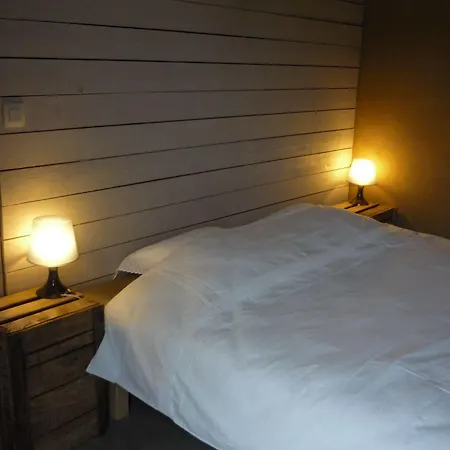 La Lisiere 펜션 더뷔